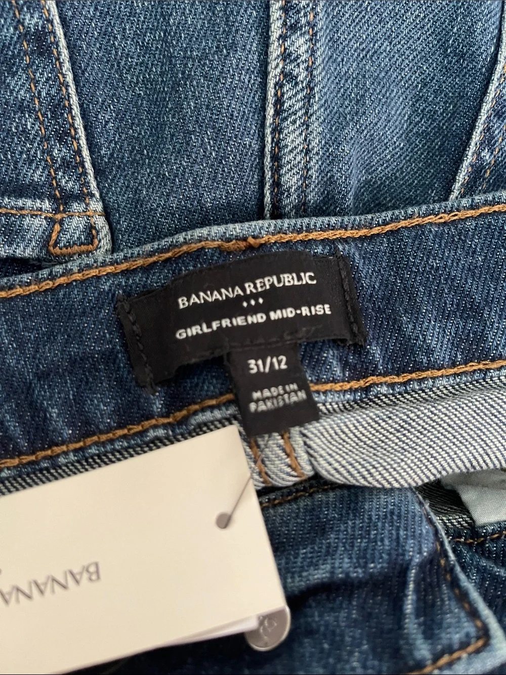 Banana Republic Girlfriend mid-rise Jeans Women 31/12 Blue Denim - Picture 2 of 11